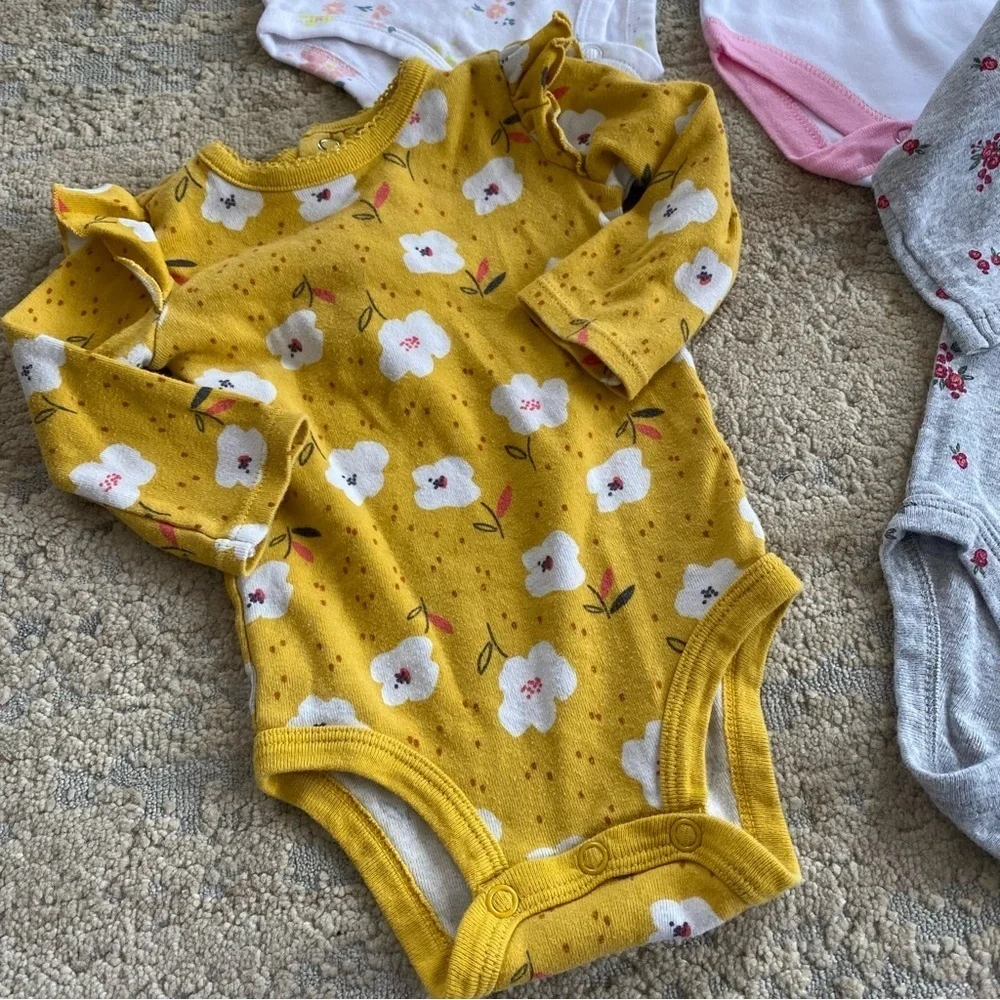 Carter’s 3 Month Baby Girl Bundle of Onesies Floral Cotton Snap Closure